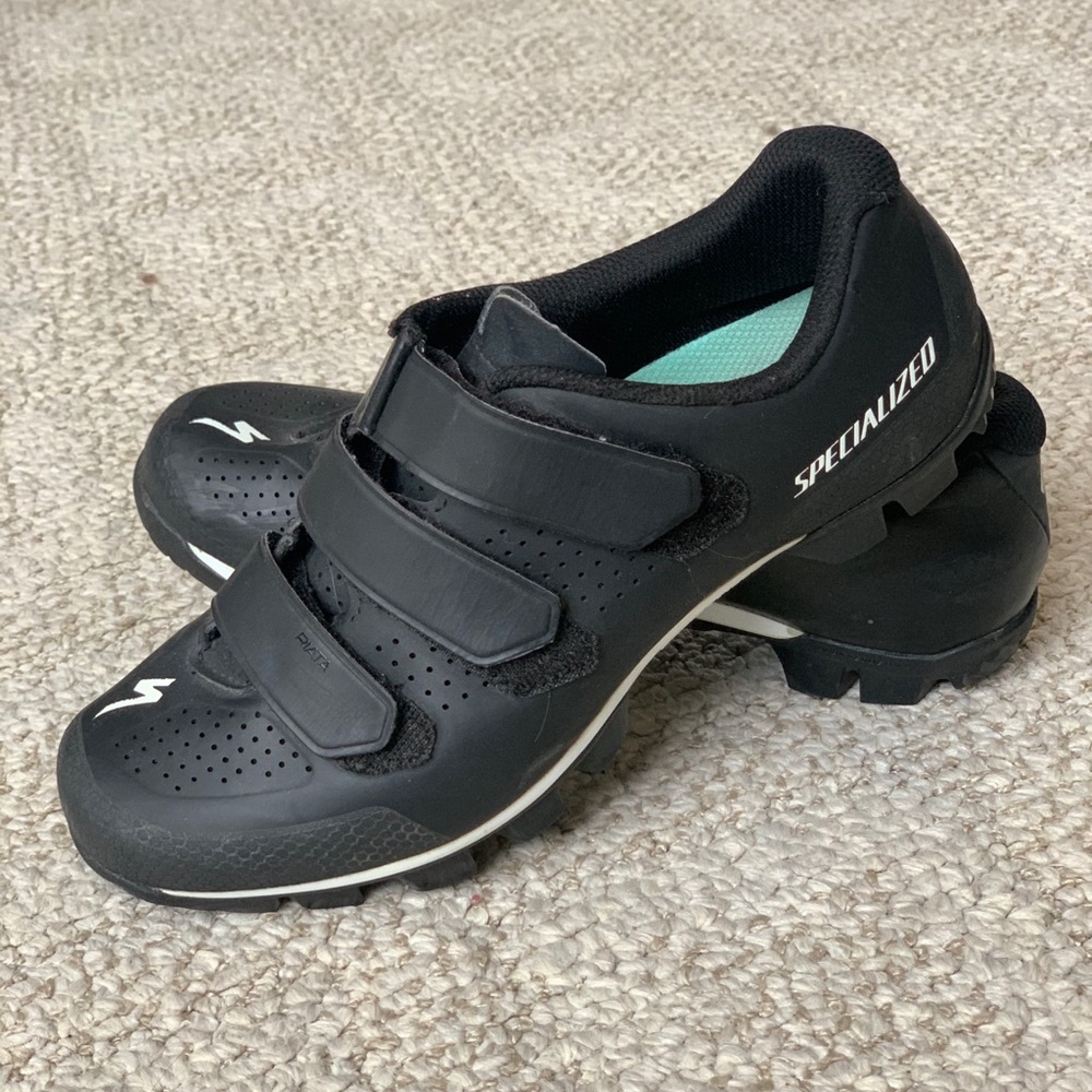Specialized Women’s Cycling Shoes - Size 8